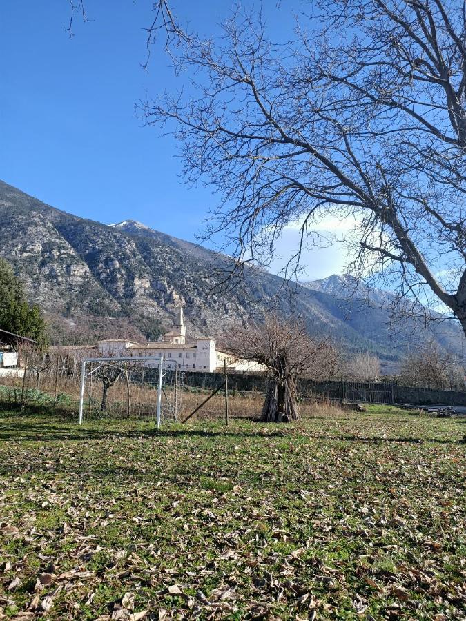 Rossomattone Countryhouse Sulmona Kültér fotó